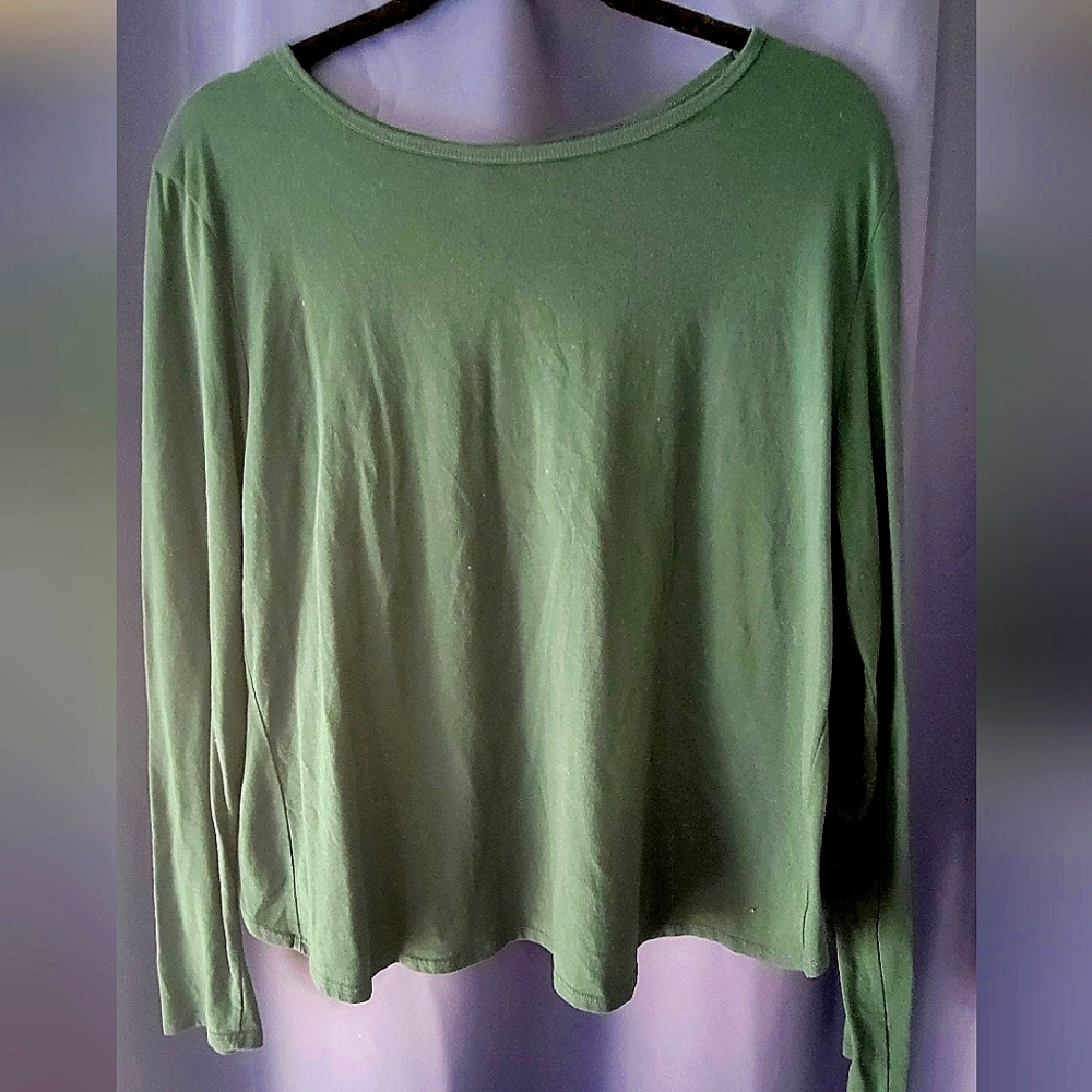 Green Long Sleeve Tee